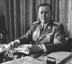 Radiografía Histórica del Stronismo: Análisis Crítico del Mandato, la Caída y el Legado de Alfredo Stroessner a Dos Décadas de su Muerte en el Exilio